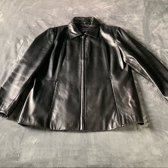 Preswick & Moore Leather Coat. EUC - Picture 6 of 11